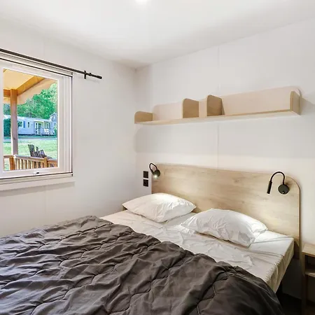 Vakantiehuis Mobilhome Agora Climatise 49 *